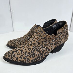 Very Volatile Dundie Leopard Animal Print Low Rise Leather Ankle Boots